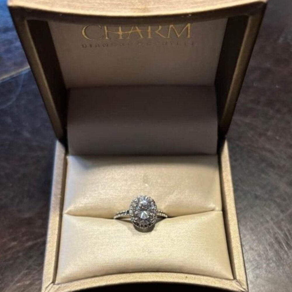 10K Gold Ring with 2 Carat Moissanite Diamond Center D Color with VVS1 Clarity
